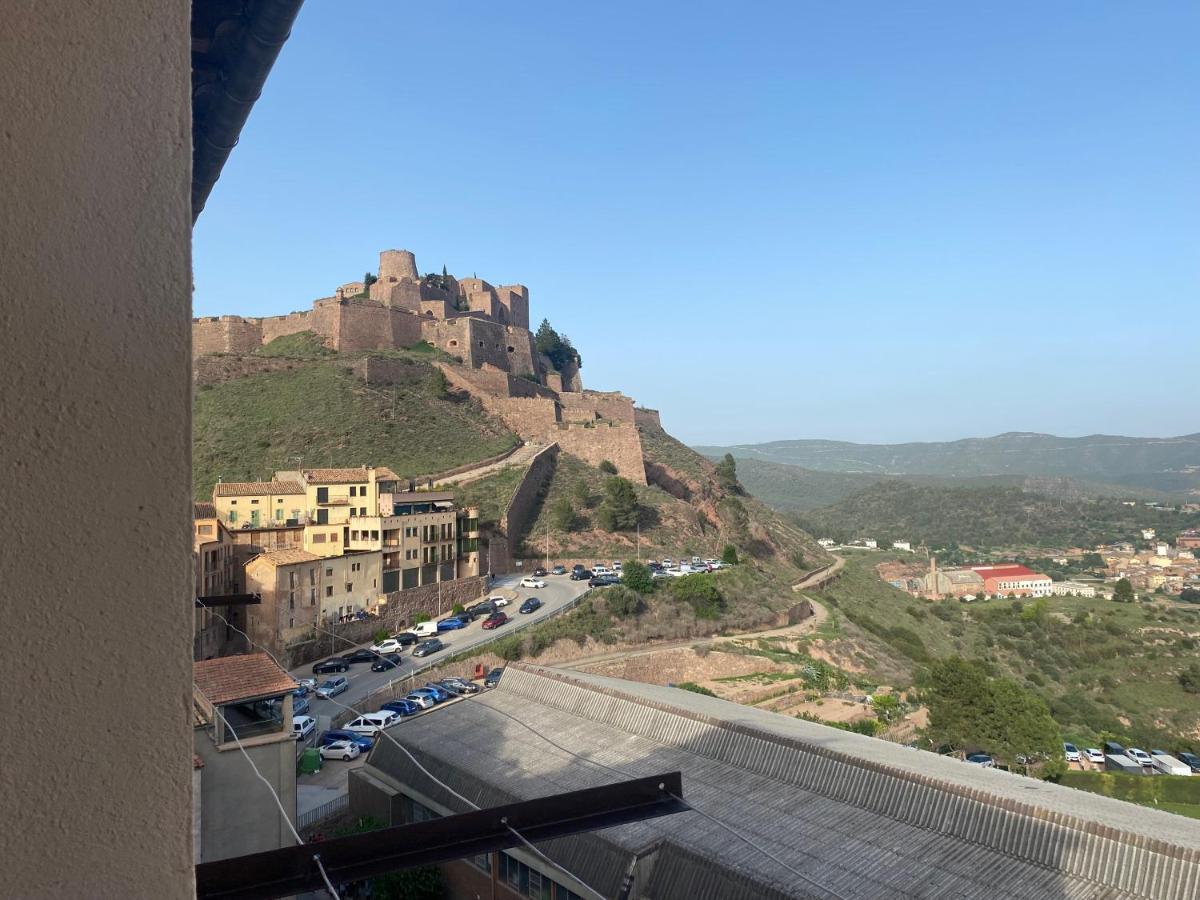 Apartmán Cal Franch 3 Cardona Exteriér fotografie